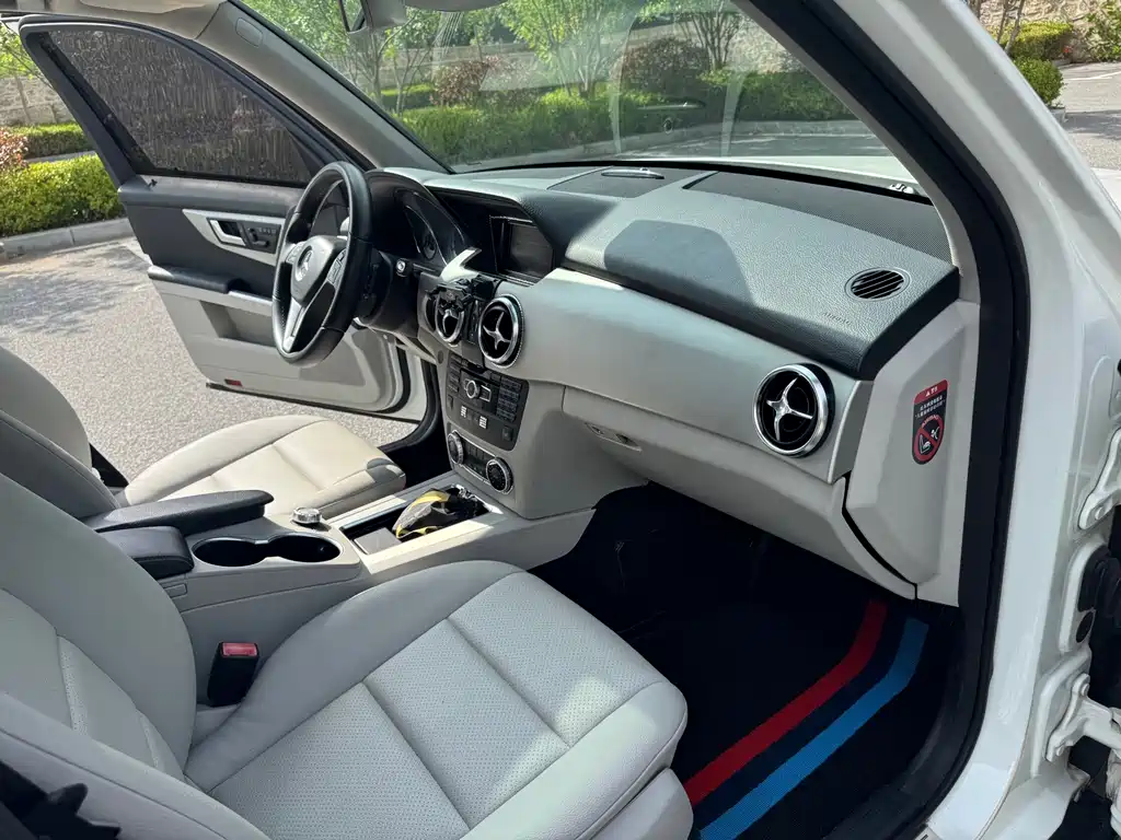 Mercedes-Benz GLK-Class — миниатюра 14