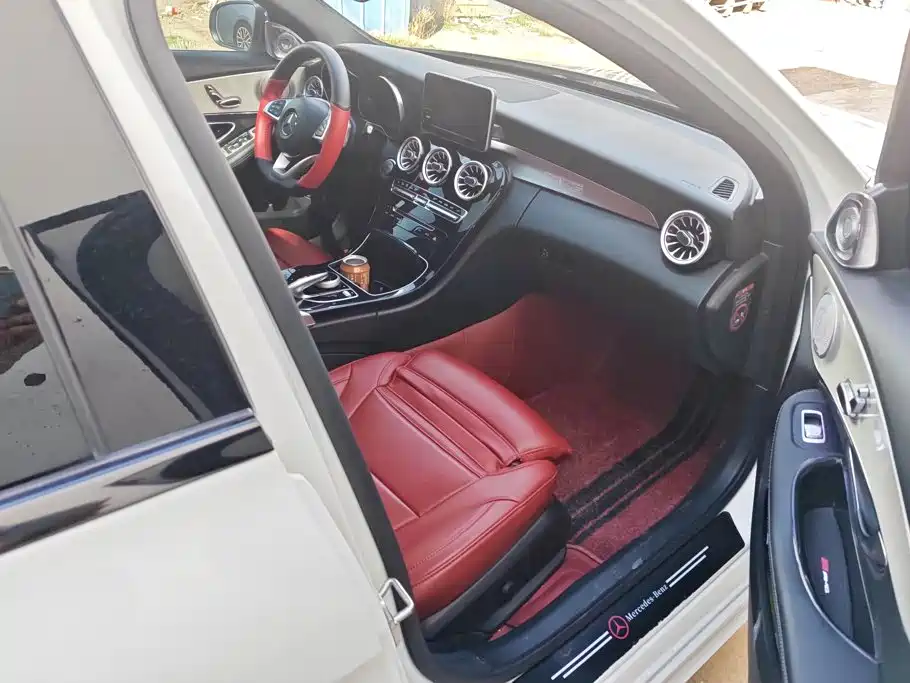 Mercedes-Benz C-Class — миниатюра 8