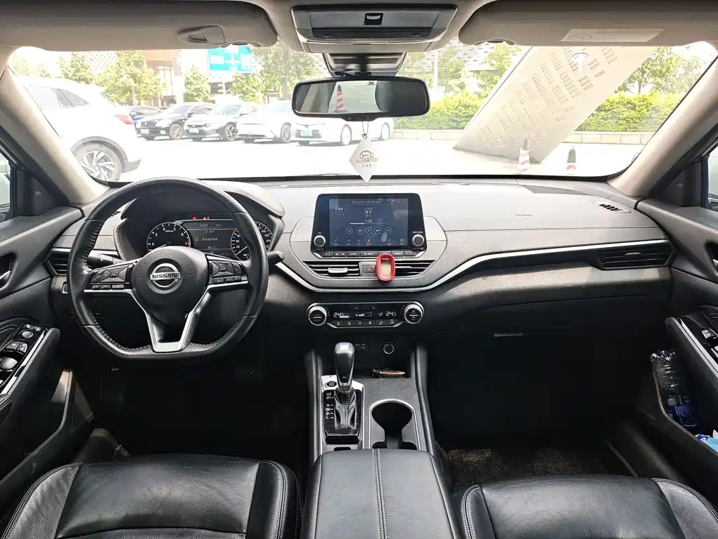 Nissan Teana — миниатюра 7