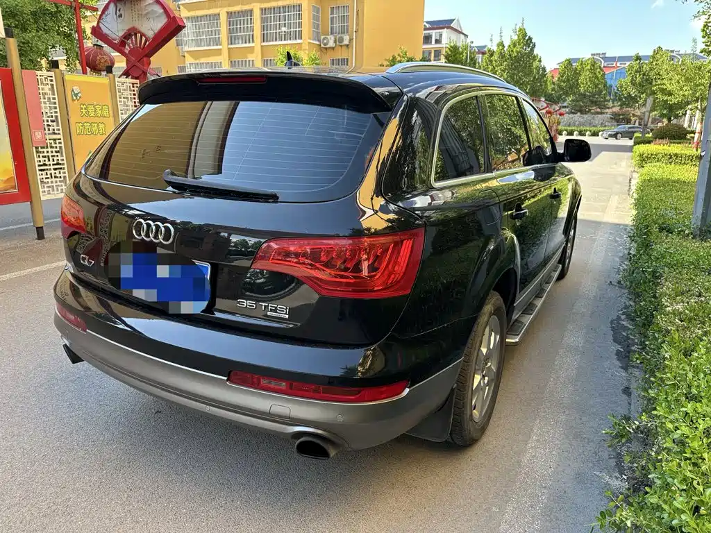 Audi Q7 — миниатюра 9