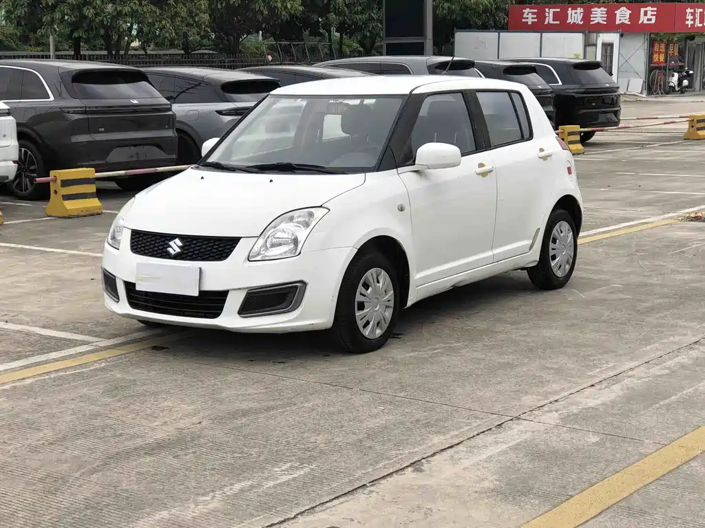 SUZUKI SWIFT