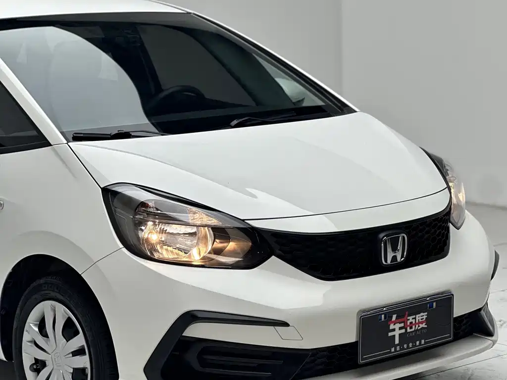 Honda Fit — миниатюра 21
