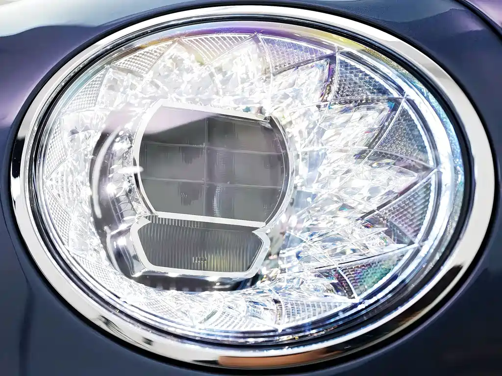 Bentley Flying Spur — миниатюра 12
