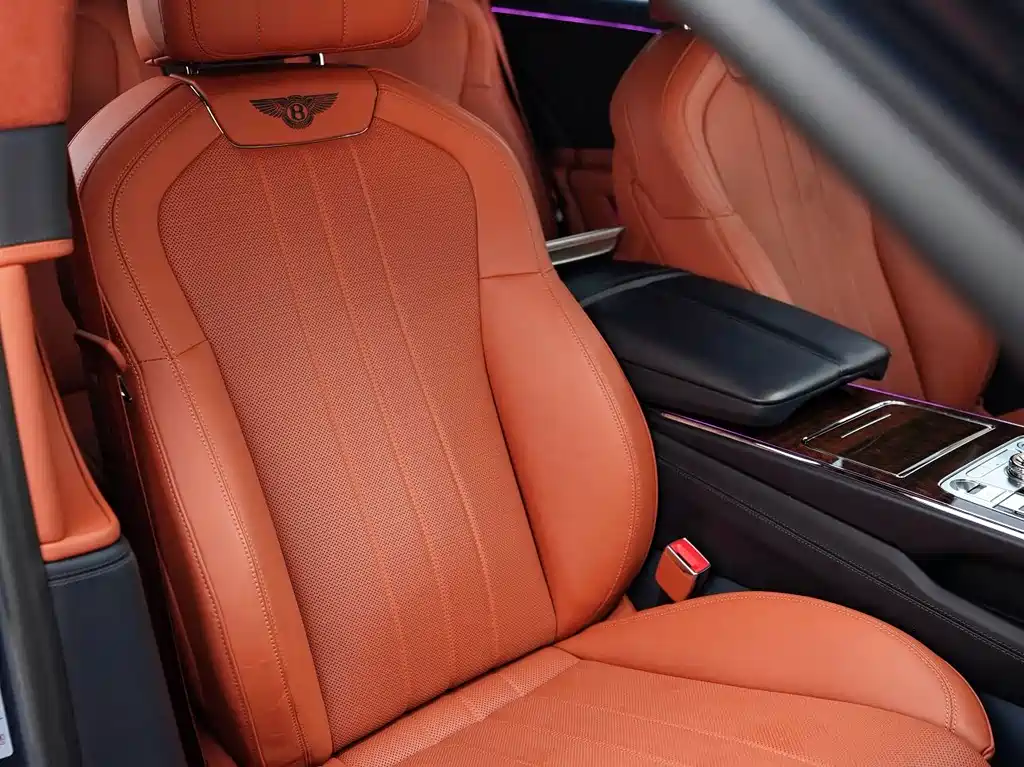 Bentley Flying Spur — миниатюра 19