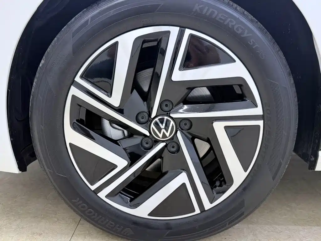 Volkswagen Sagitar — миниатюра 23