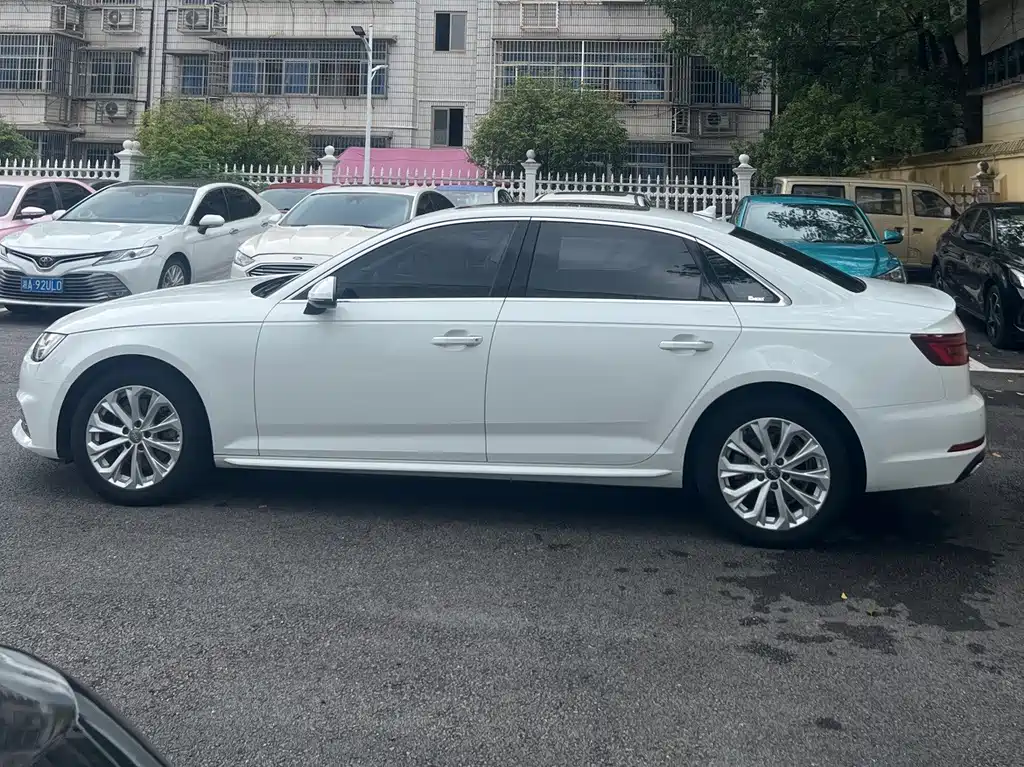 Audi A4L — миниатюра 3
