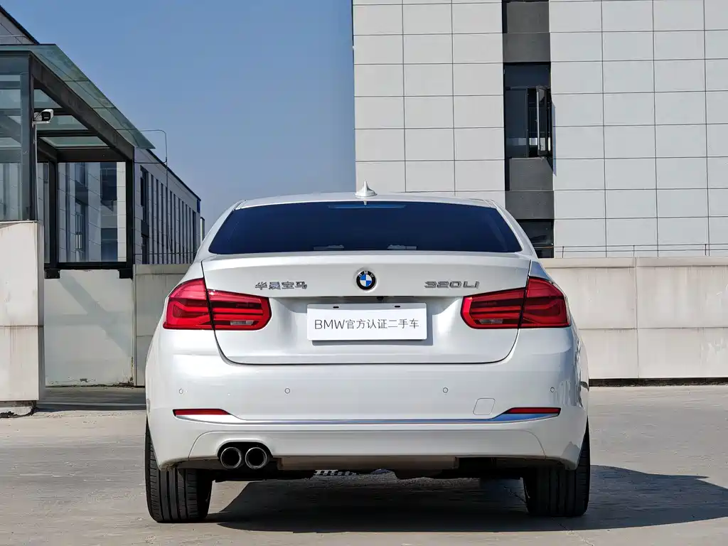 BMW 3 Series — миниатюра 5