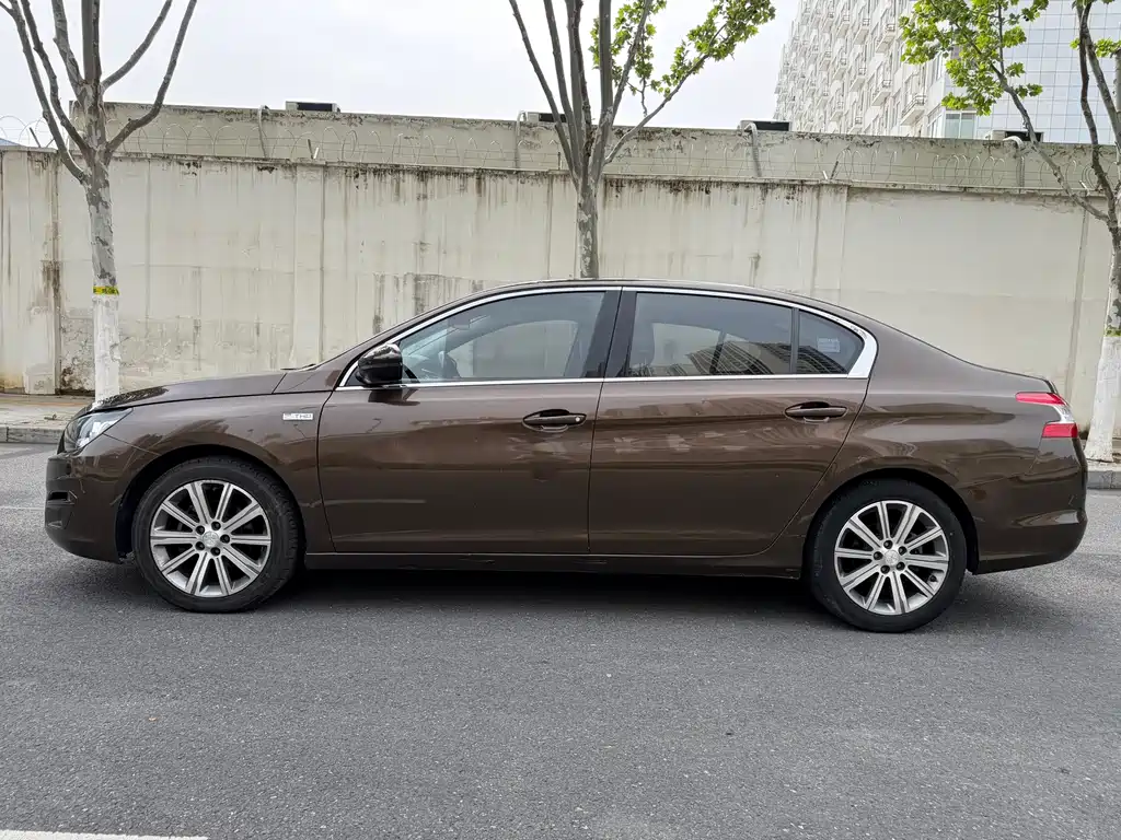 Peugeot 408 — миниатюра 7