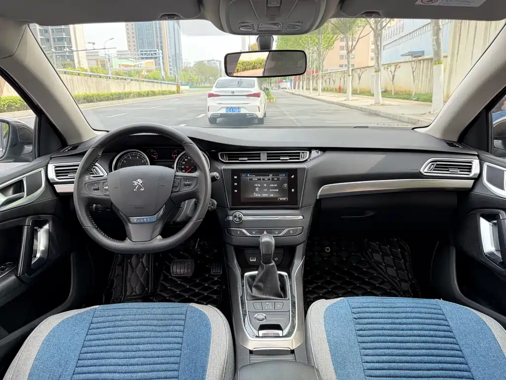 Peugeot 408 — миниатюра 11