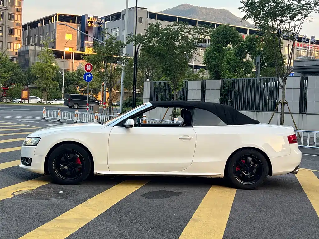 Audi A5 (Import) — миниатюра 5