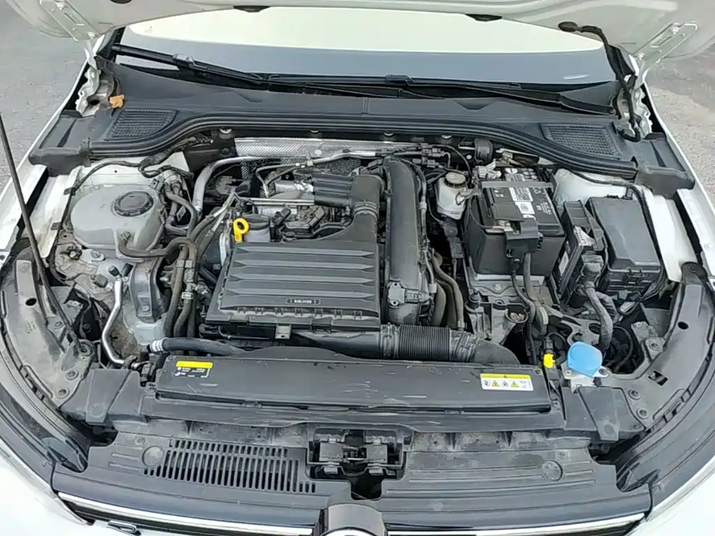 Volkswagen Golf — миниатюра 20