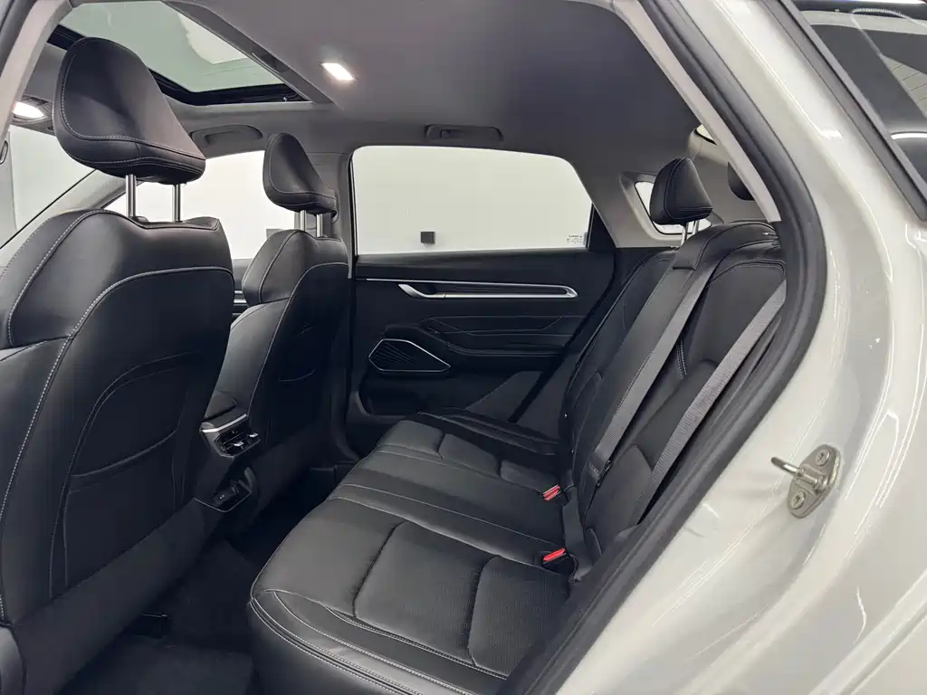 Geely Emgrand — миниатюра 5