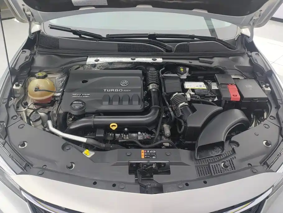 Buick Verano — миниатюра 9