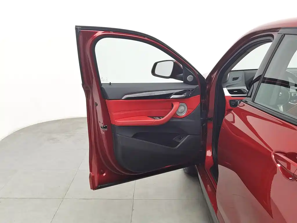 BMW X2 — миниатюра 8