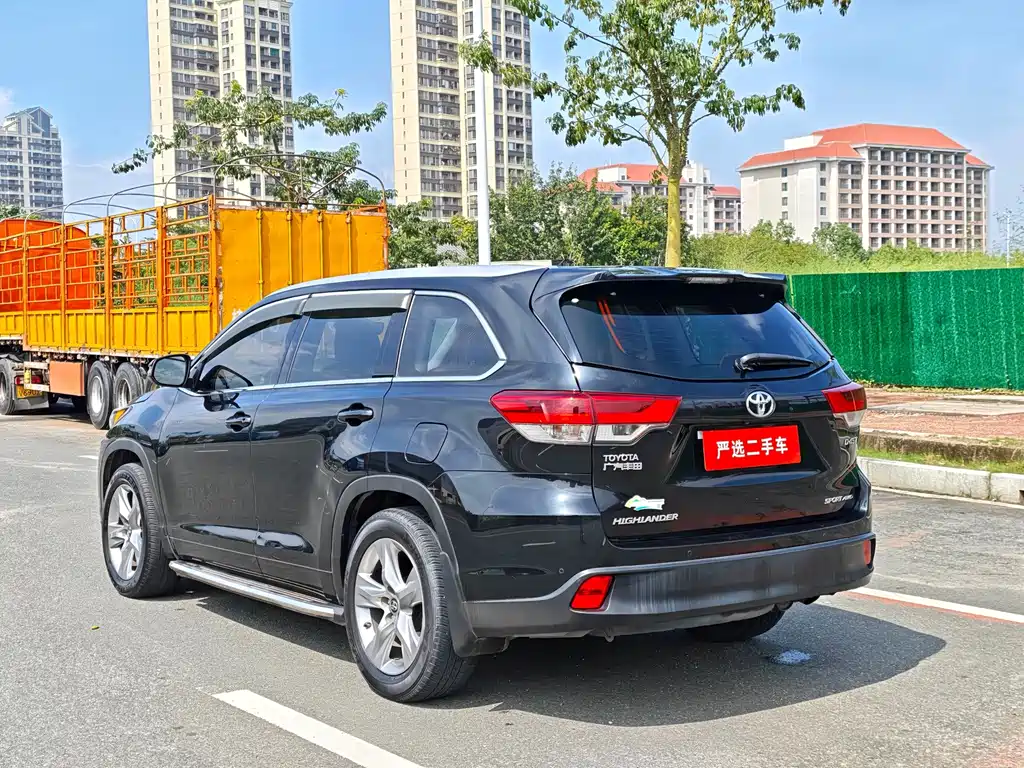 Toyota Highlander — миниатюра 8