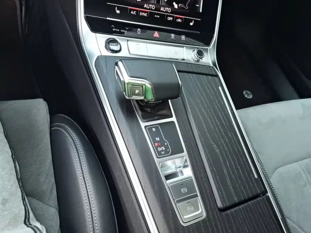 Audi A6L — миниатюра 14
