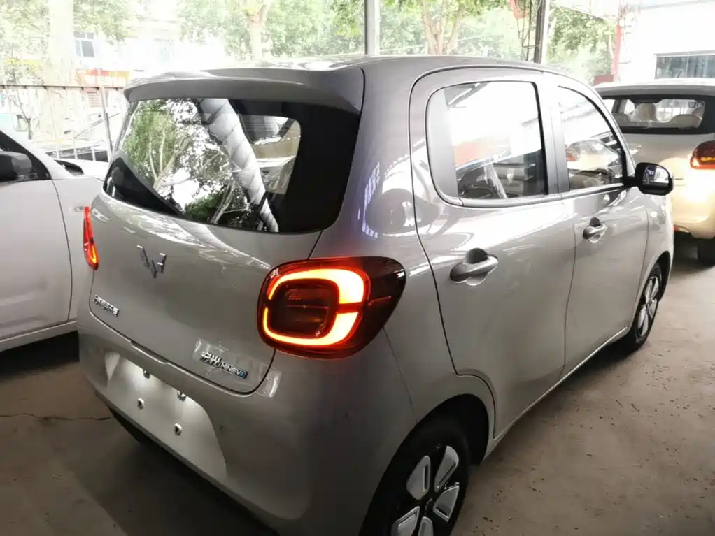 Wuling MINIEV — миниатюра 7