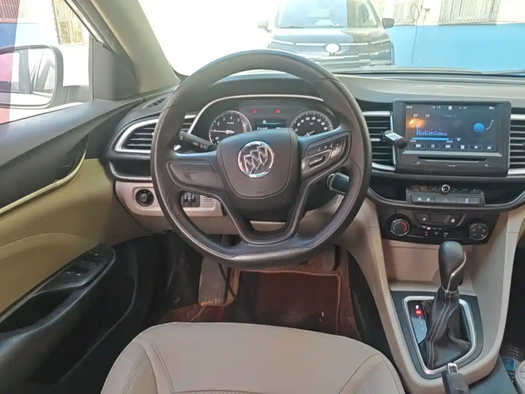 Buick Excelle — миниатюра 11