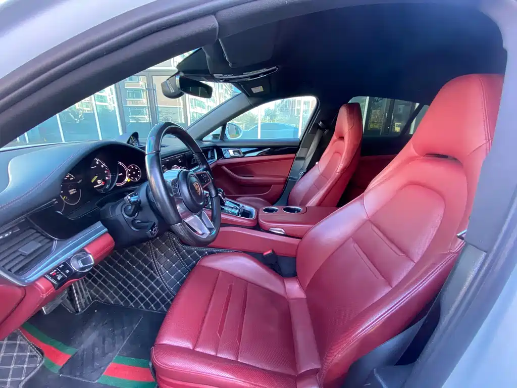 PORSCHE PANAMERA NEW ENERGY