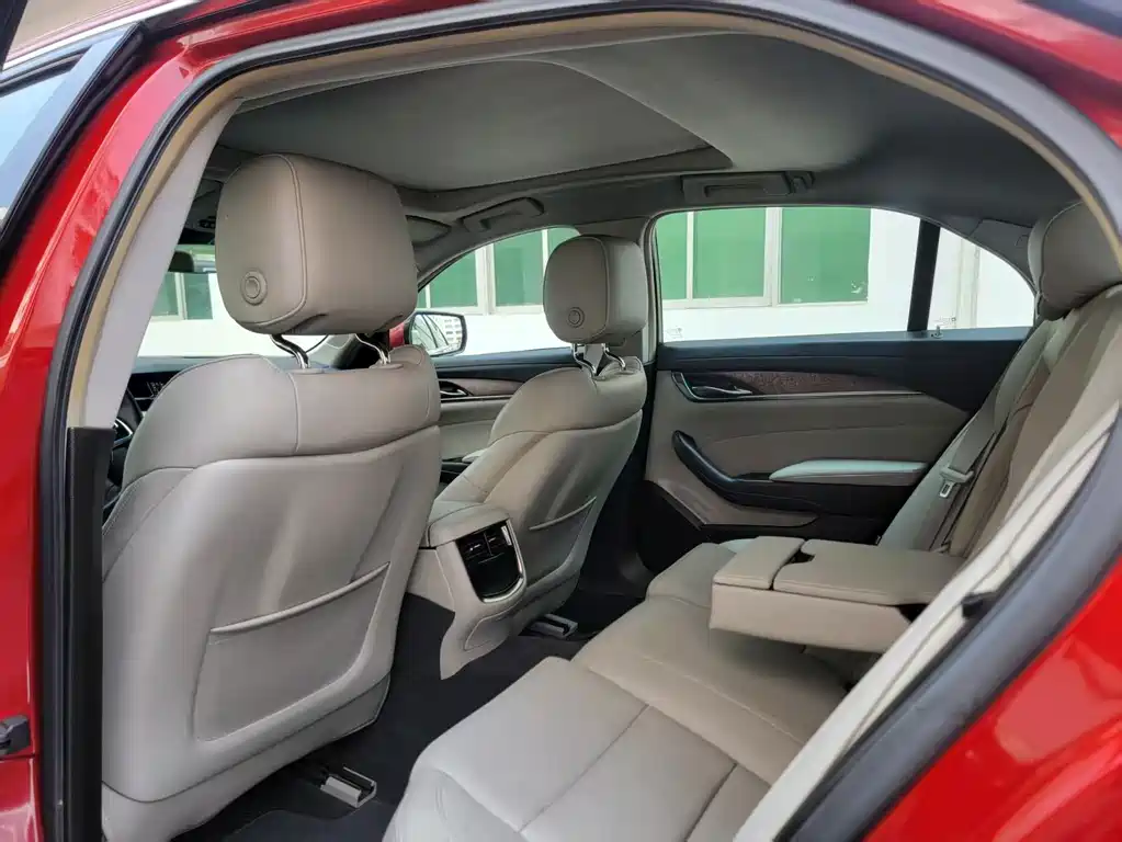 Cadillac CTS — миниатюра 8