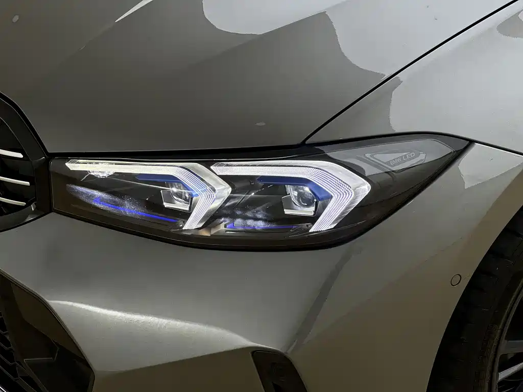 BMW 3 Series — миниатюра 4