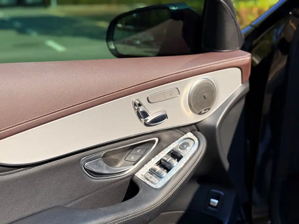 Mercedes-Benz GLC — миниатюра 9