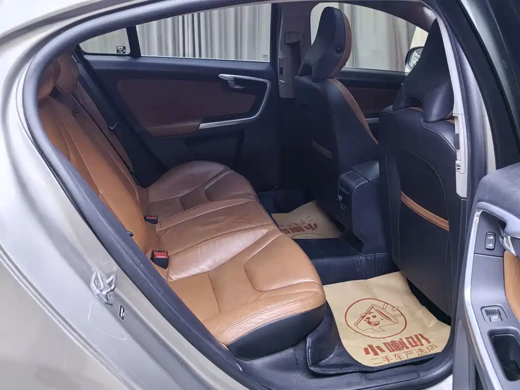 Volvo S60 — миниатюра 14