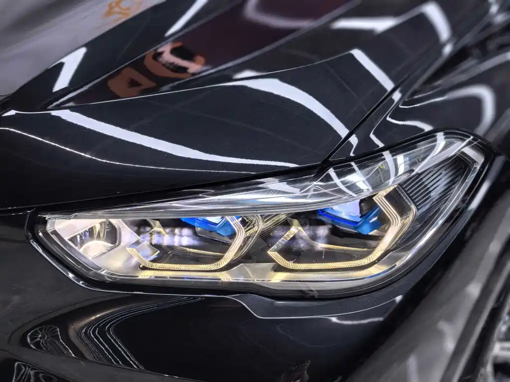 BMW X5 — миниатюра 38