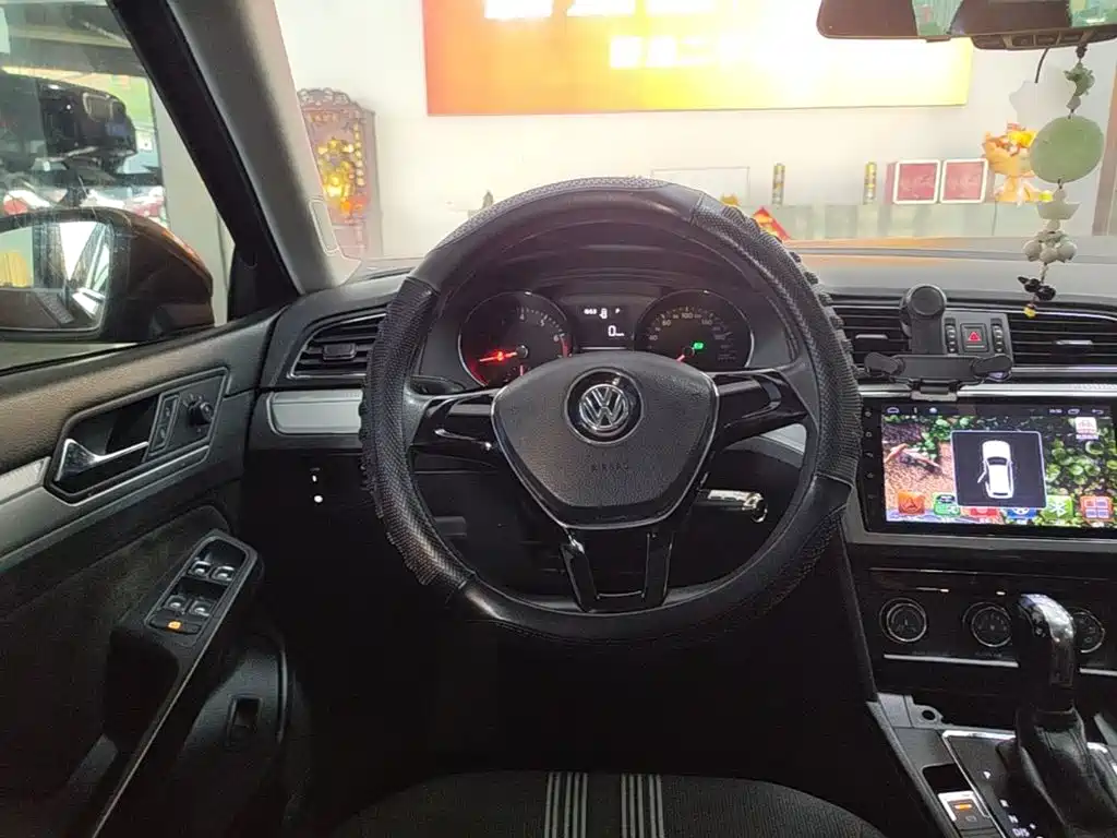 Volkswagen Lamando — миниатюра 11