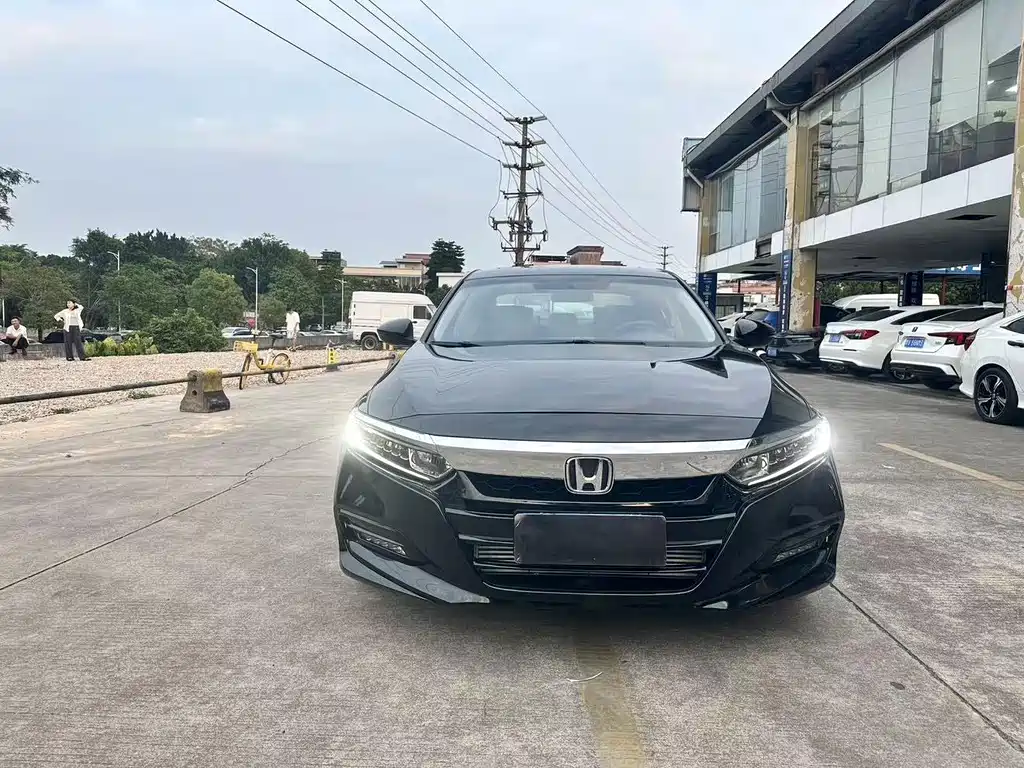 Honda Accord — миниатюра 2