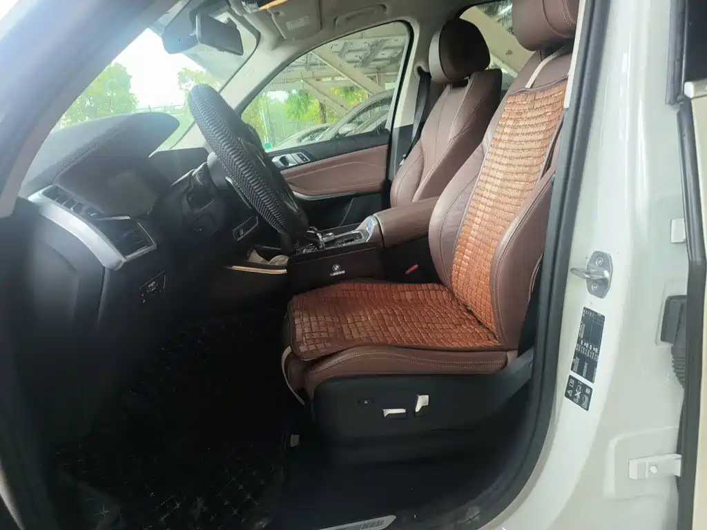 BMW X5 (Import) — миниатюра 8