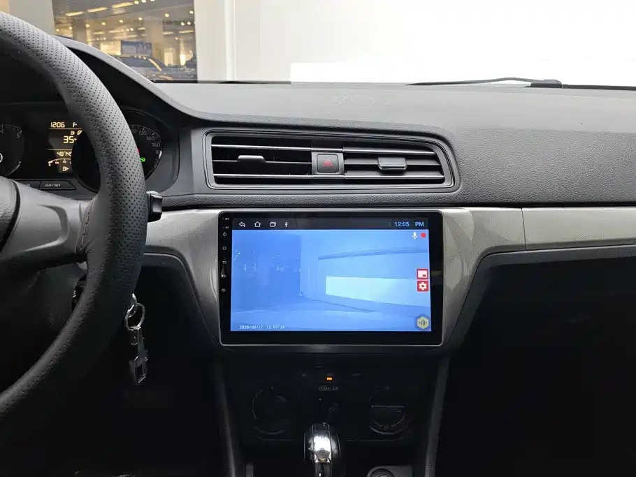 Volkswagen Lavida — миниатюра 13
