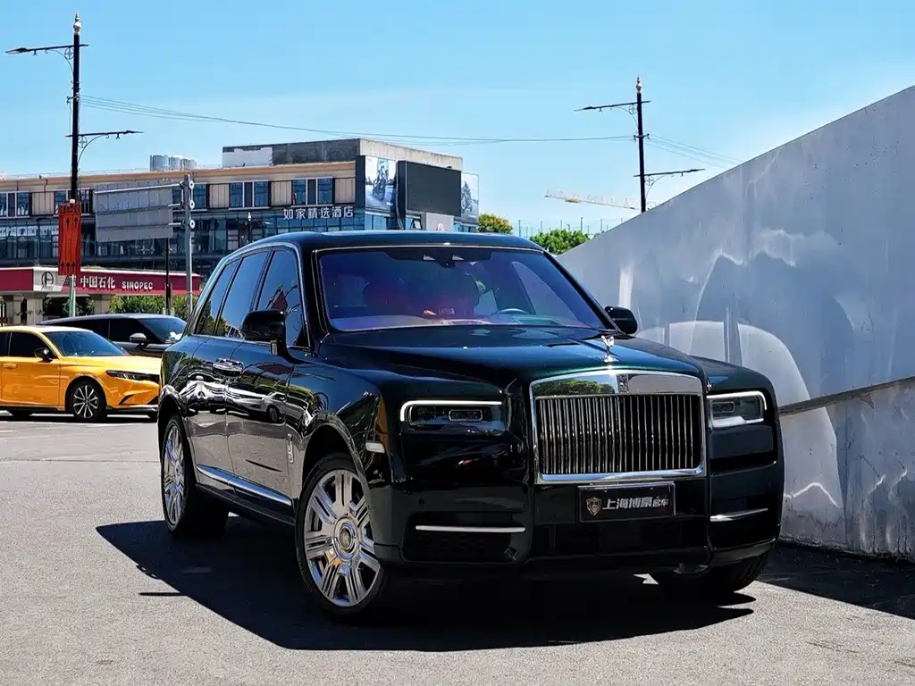 Rolls-Royce Cullinan — миниатюра 9