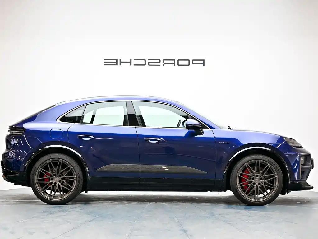 PORSCHE MACAN NEW ENERGY