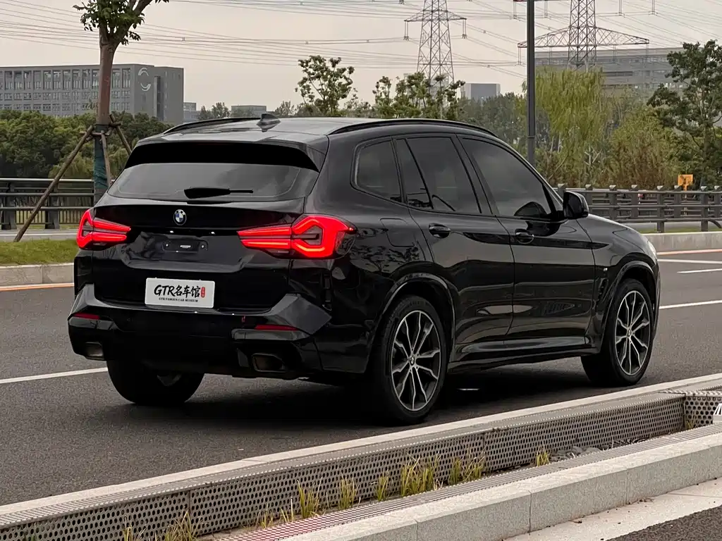 BMW X3 — миниатюра 10