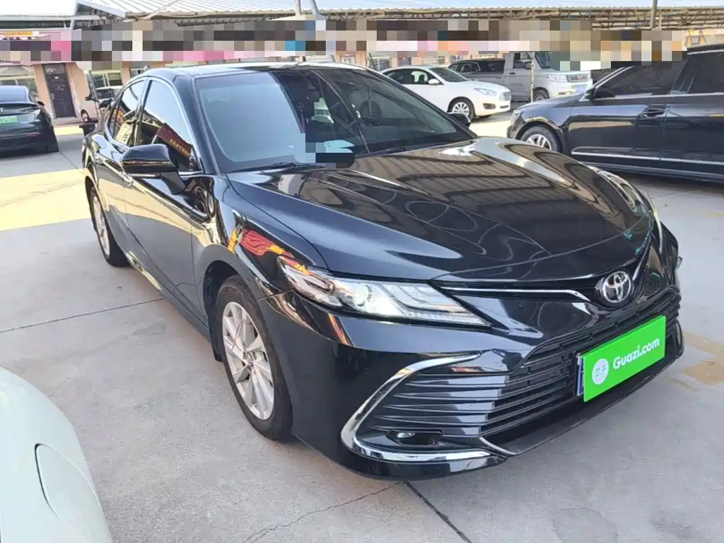 Toyota Camry — миниатюра 4