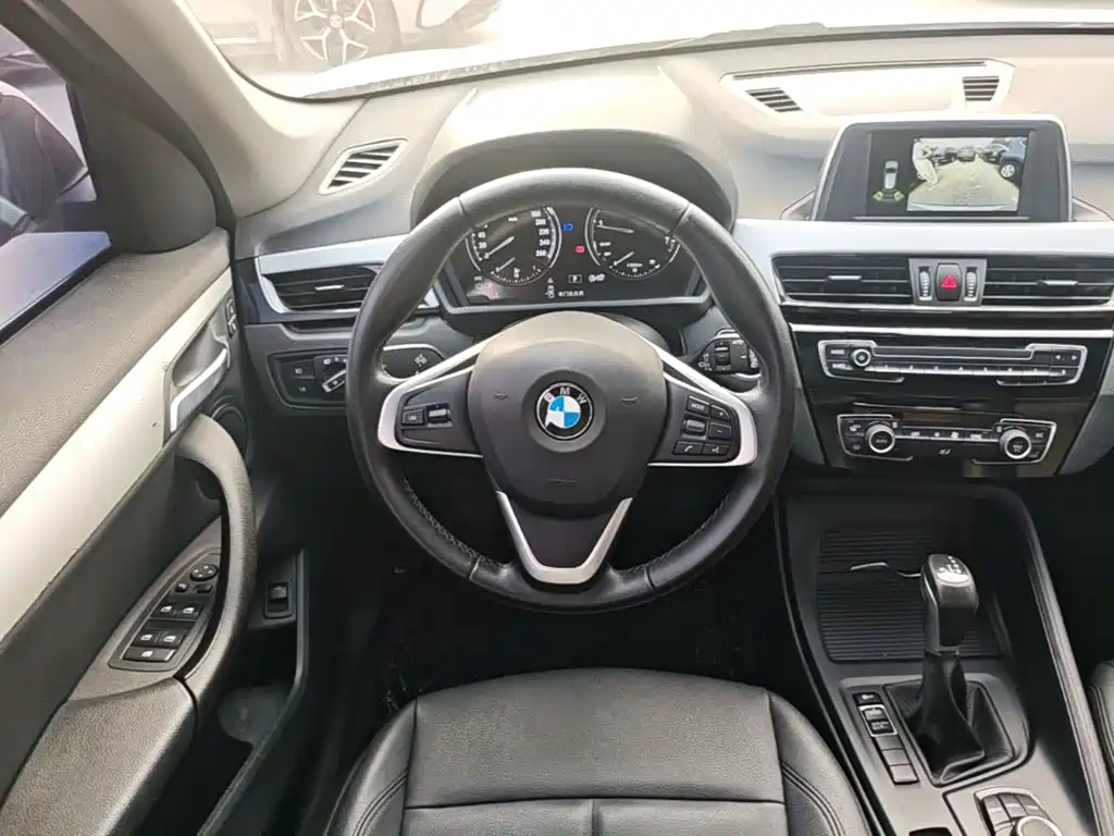 BMW X1 — миниатюра 11