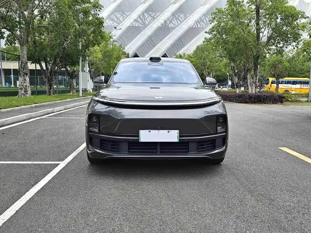 Li Auto Li L8