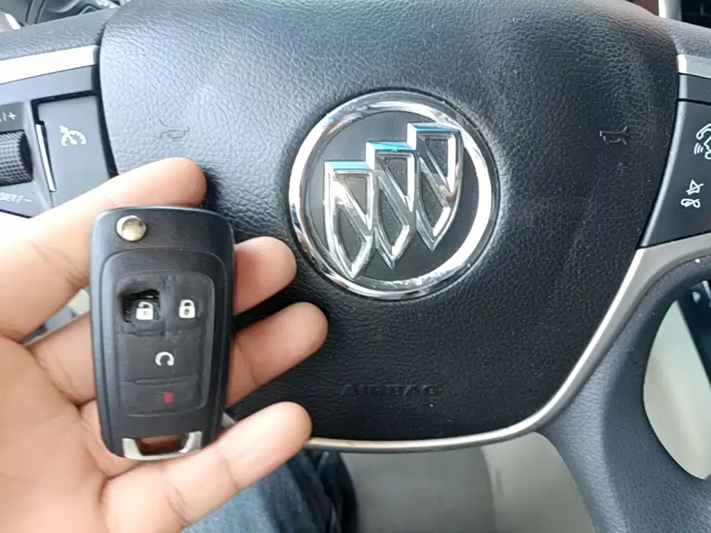 Buick GL8 — миниатюра 9