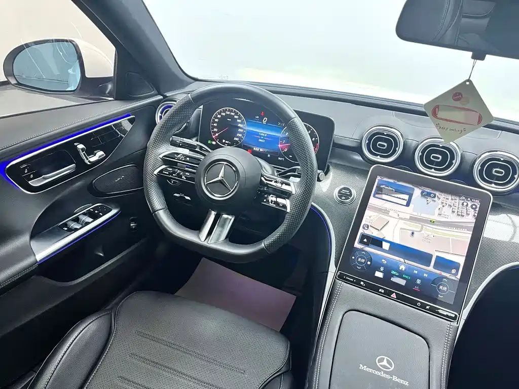 Mercedes-Benz C-Class — миниатюра 6