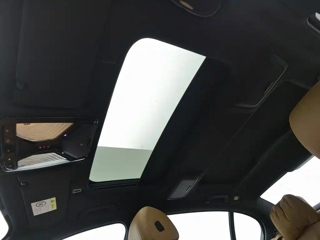 BMW 5 Series — миниатюра 14