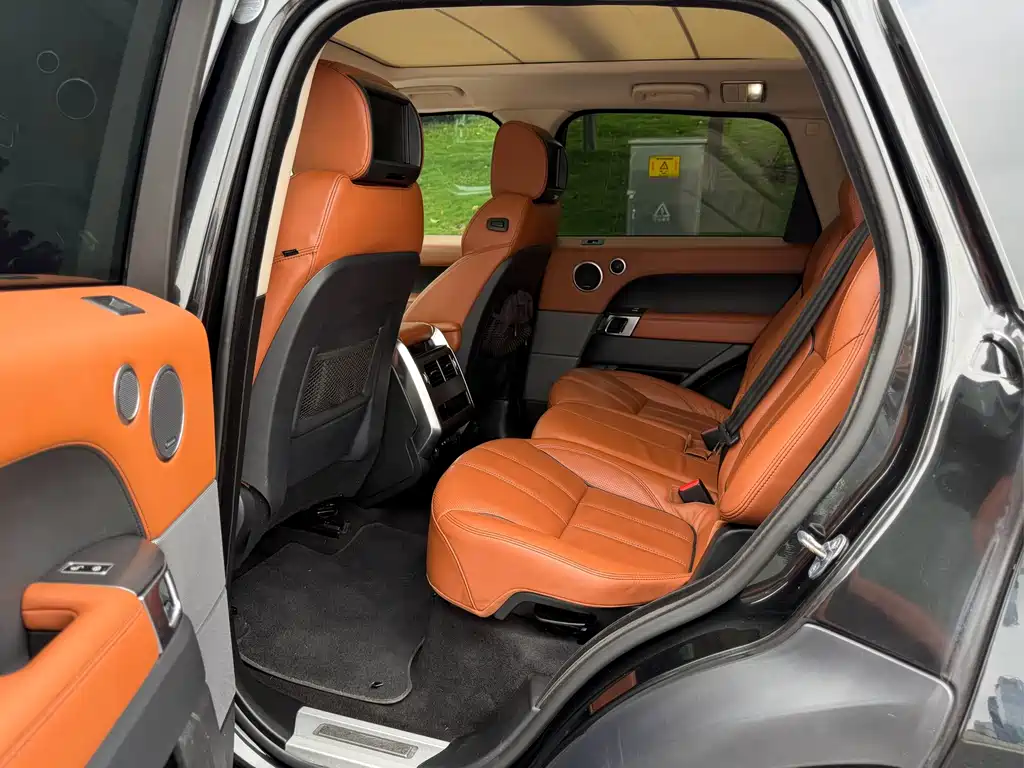 Land Rover Sport — миниатюра 10