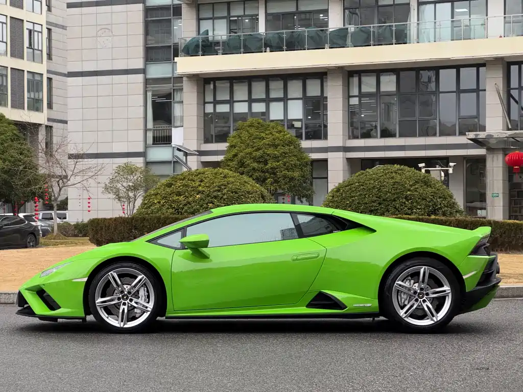 Lamborghini Huracán 2020 Huracán EVO RWD