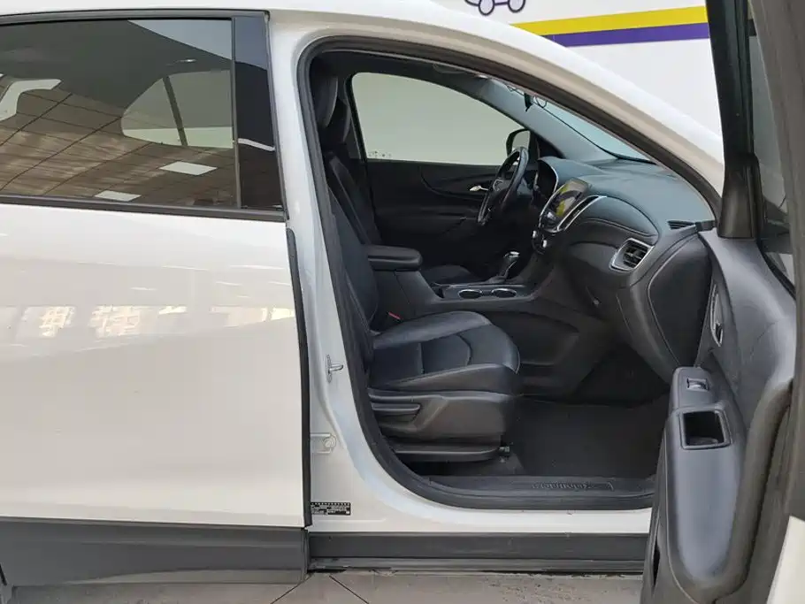 Chevrolet Equinox — миниатюра 8