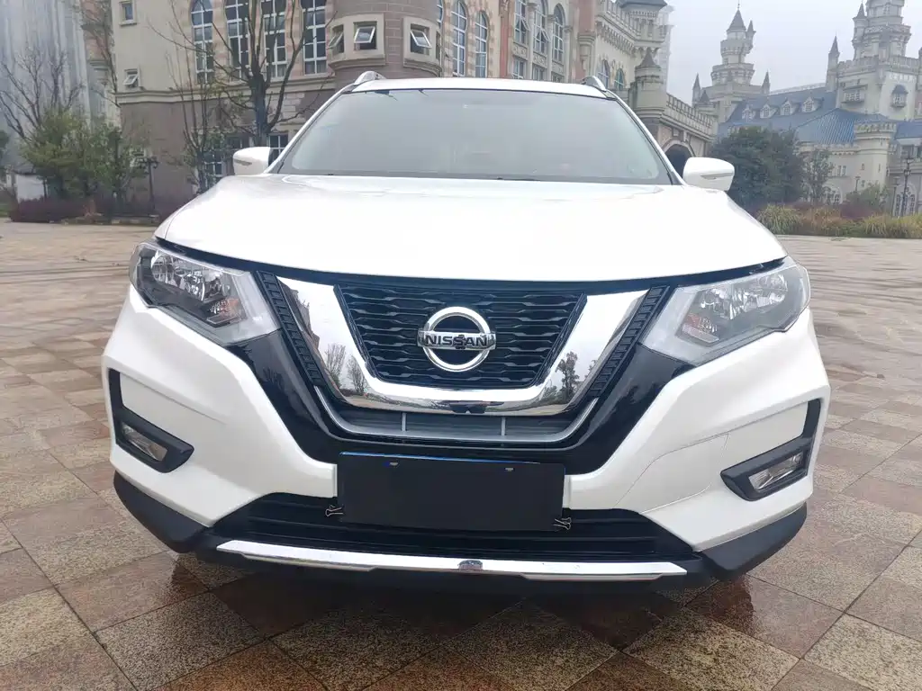 NISSAN QIJUN