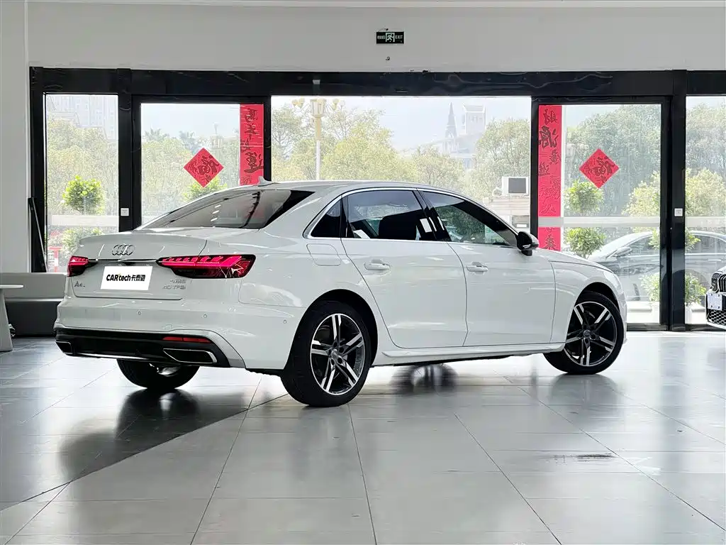 Audi A4L 2020 40 TFSI Luxury