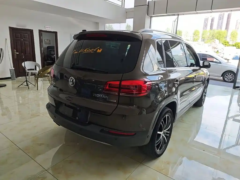 Volkswagen Tiguan — миниатюра 7