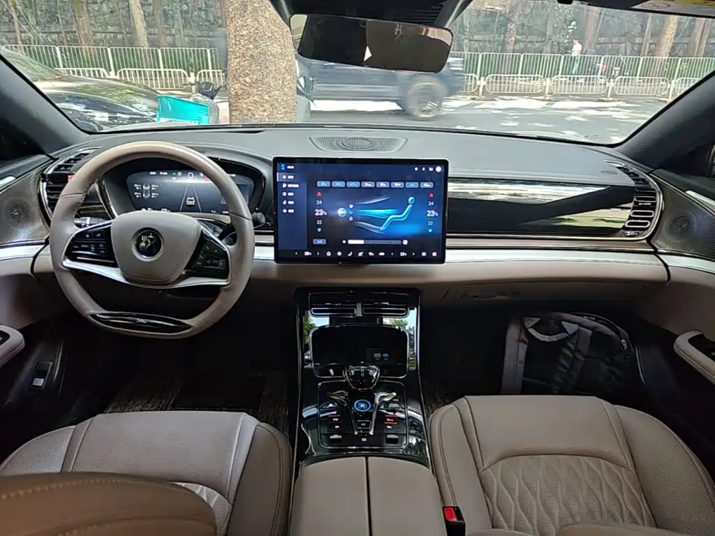 BYD Han — миниатюра 10