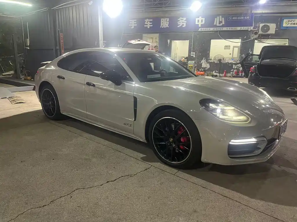 Porsche Panamera — миниатюра 3