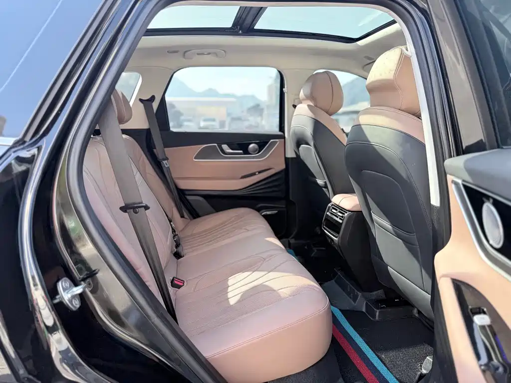 Chery Tiggo 8L — миниатюра 13